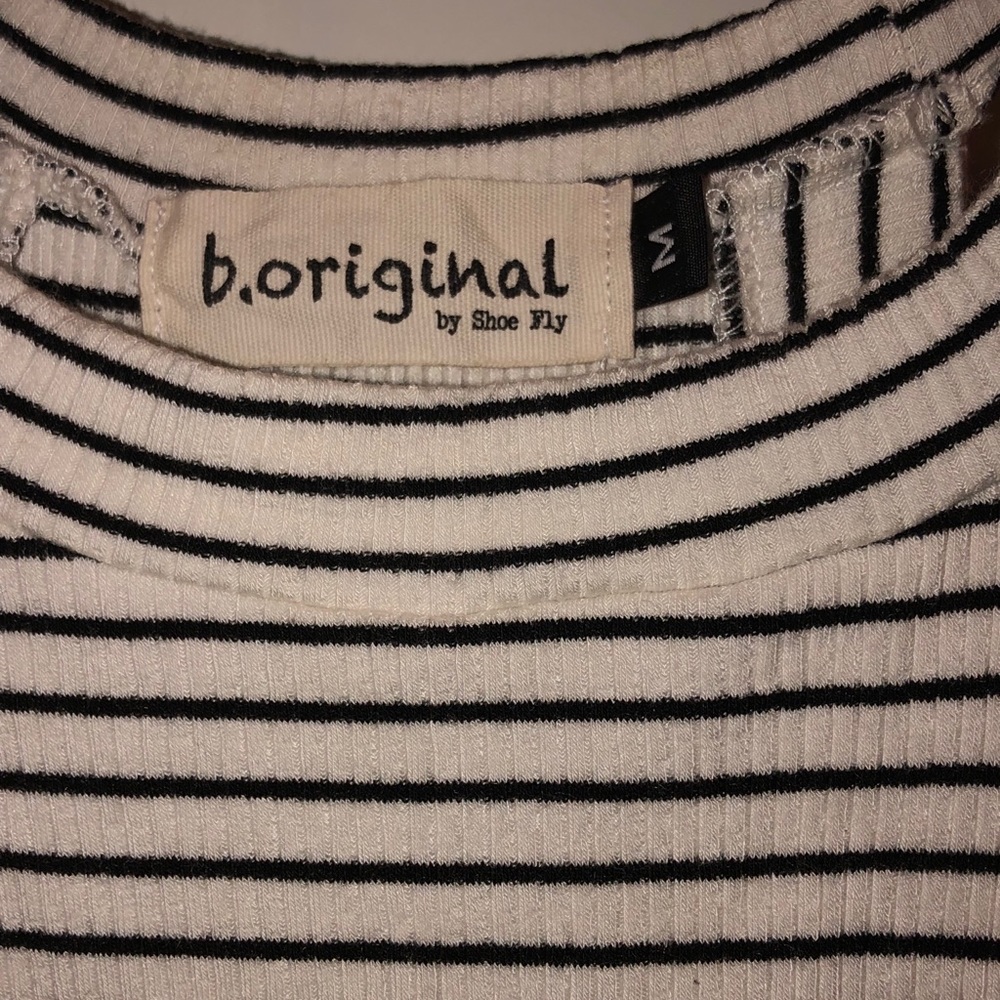 Striped Crop Top - Picture 2 of 2